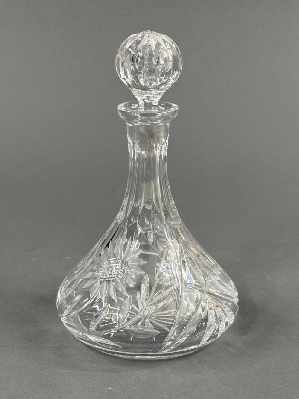 Vintage Hand Cut Crystal Ship's Decanter Etched Sunflower Daisy Pattern Stopper